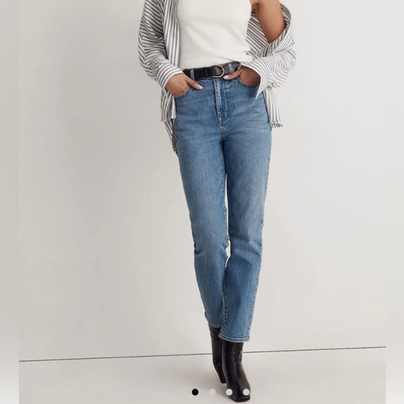 MADEWELL THE MOM JEAN IN BASLEY WASH SIZE 28 STYLE NH665 - Picture 2 of 12